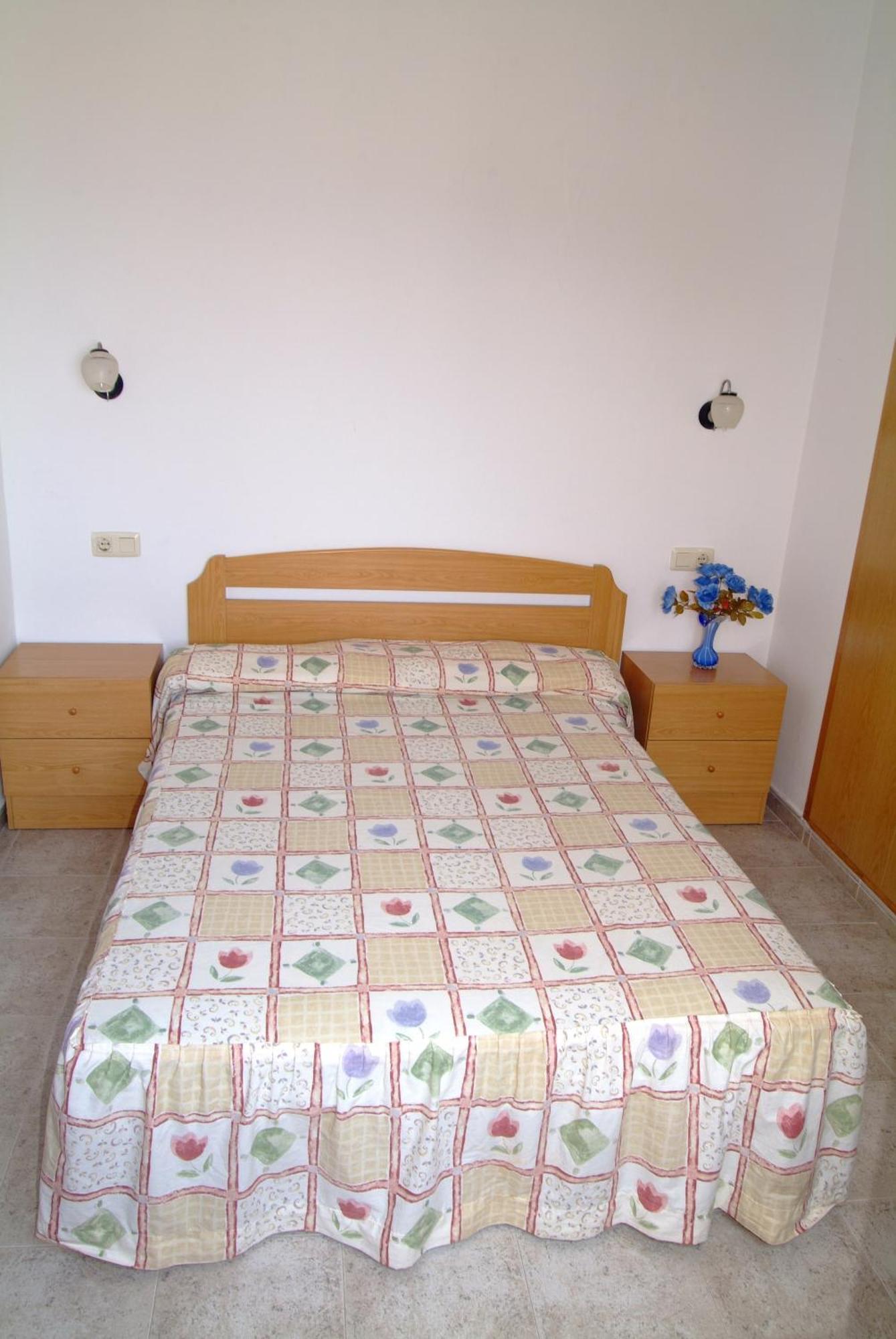 Apartamentos Famara Лорет де Мар Екстериор снимка