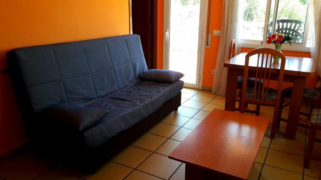 Apartamentos Famara Лорет де Мар Екстериор снимка